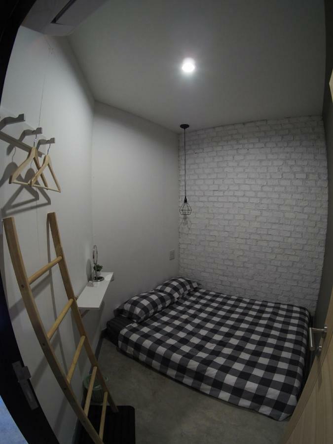 Fun Dee Hostel Ayutthaya Kültér fotó
